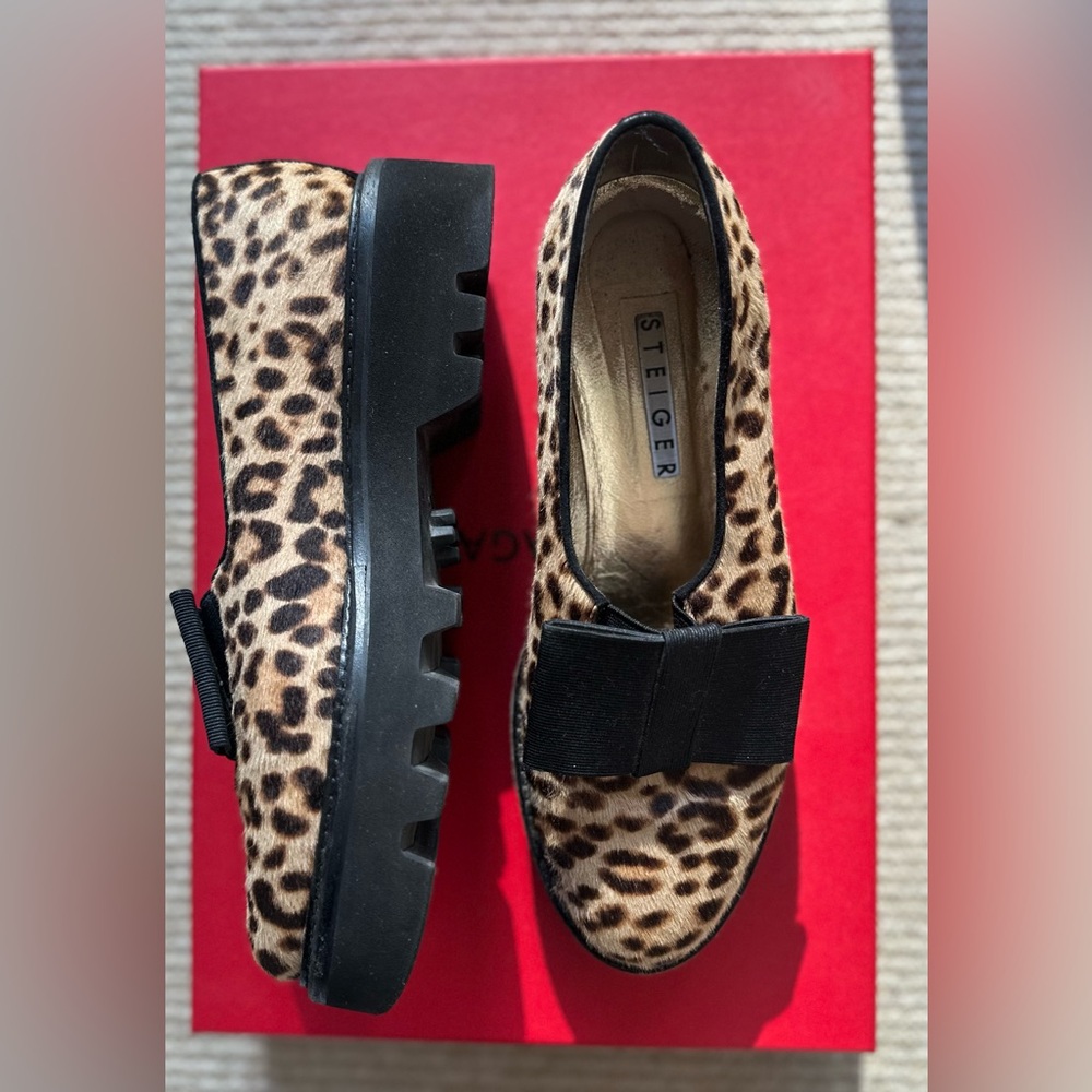 Walter Steiger leather lug sole loafer, Size 39